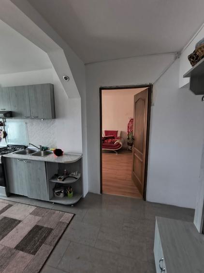 Vand apartament 3camere - 4