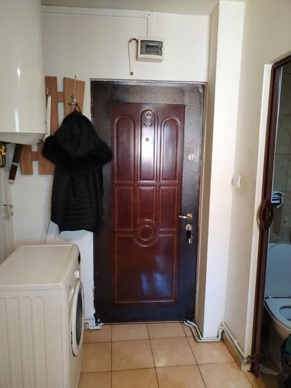 Inchiriez apartament cu o camera in zona Bucovina 240 neg. - 5