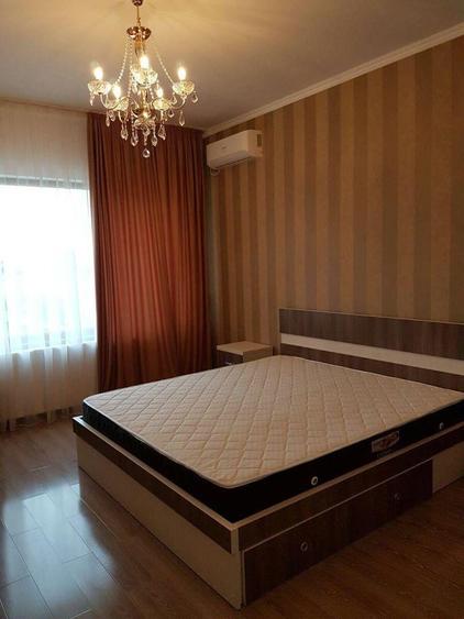 Casa individuala cu 5 camere, demisol cu garaj. - 12