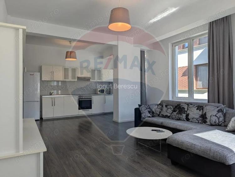 Apartament spatios si luminos in vila, zona Vitan Apartament spatios si luminos in vila, zona Vitan