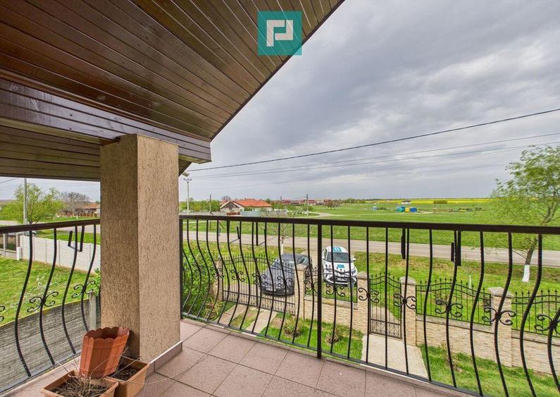 Vila cu 6 camere ?i teren generos in ?agu - 3