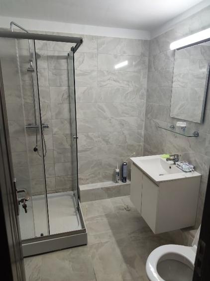 Apartament cu 2 camere semidecomandat, mobilat în Berceni