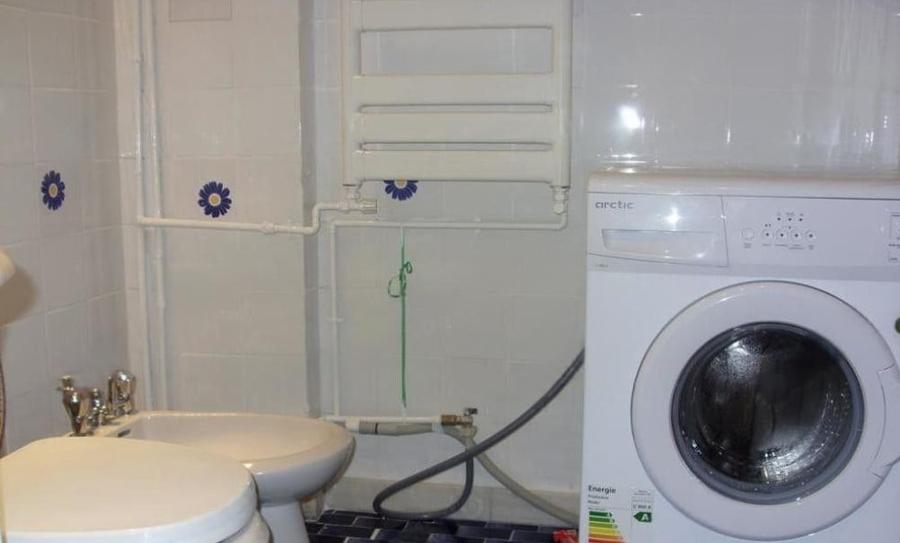 Apartament 3 camere - Ultracentral-Universitate - in bloc construit in anul 1981 - 8