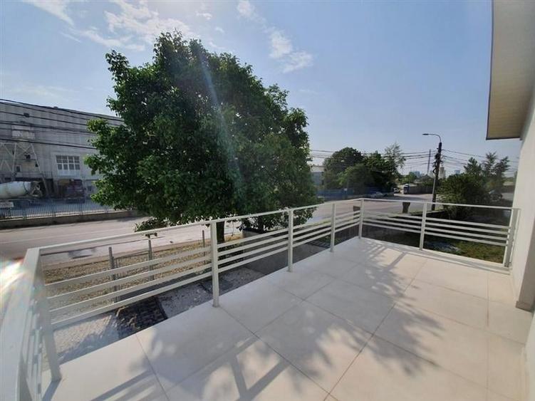 Hala 182 mp + birouri /spatii depozitare 120 mp, Izvoare - 2