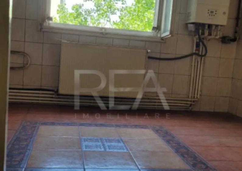 3 Camere Sebastian Elev Niculae Popovici - 11