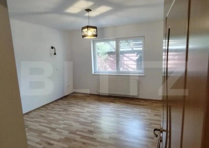 Casa deosebita cu 3 camere si spatiu comercial in Sangeorgiu - 18