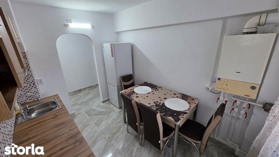 Ofer spre inchiriere ap cu 2 camere recent renovat - 3