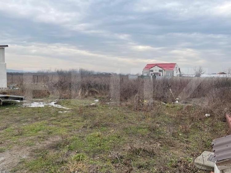 Teren patrat 400 mp, toate utilitatile+autorizatie de constructie, Catargiu - 1