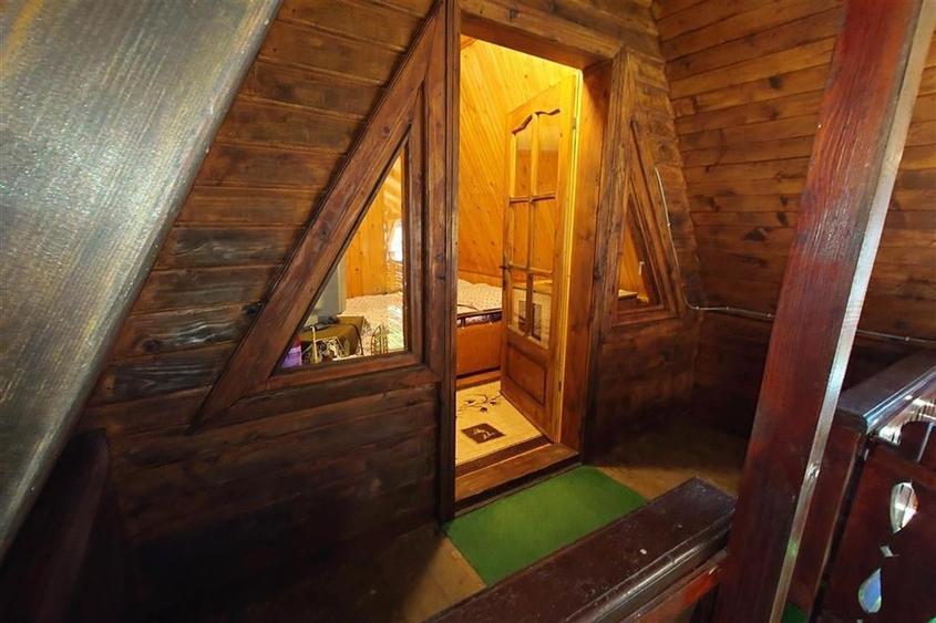 Iaz de vanzare in Apuseni- cazare, agrement si pescuit la DN74 - 7