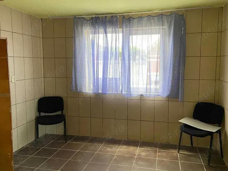 Casa de vanzare parter+etaj in localitatea Beliu - 3