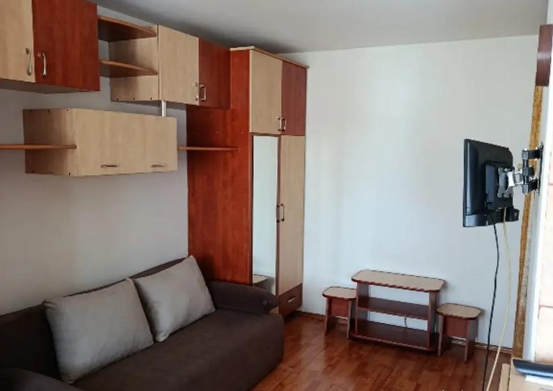 Garsoniera de inchiriat Sud, Strada Cozia Etaj 3 - 1