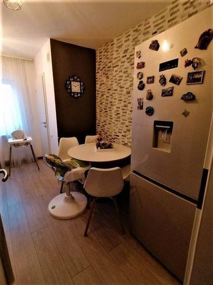 Apartament cu 3 camere decomandate, confort I, 67 mp, etajul 2, superfinisat, mobilat si utilat, cu - 2