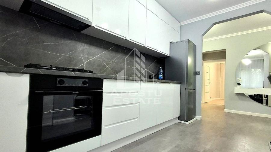 Apartament 3 camere, decomandat, parter zona 300 - 9