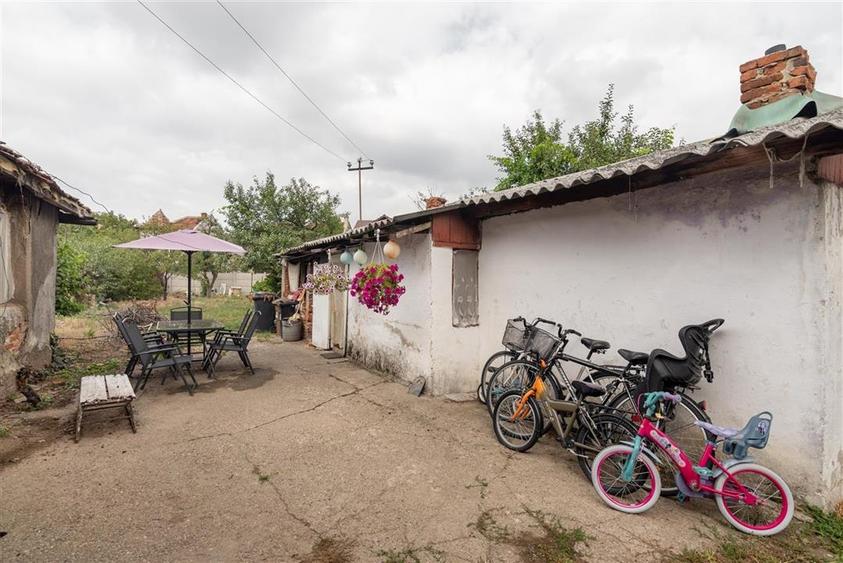 Casa renovabila cu teren de 620 mp in Cantemir - 22