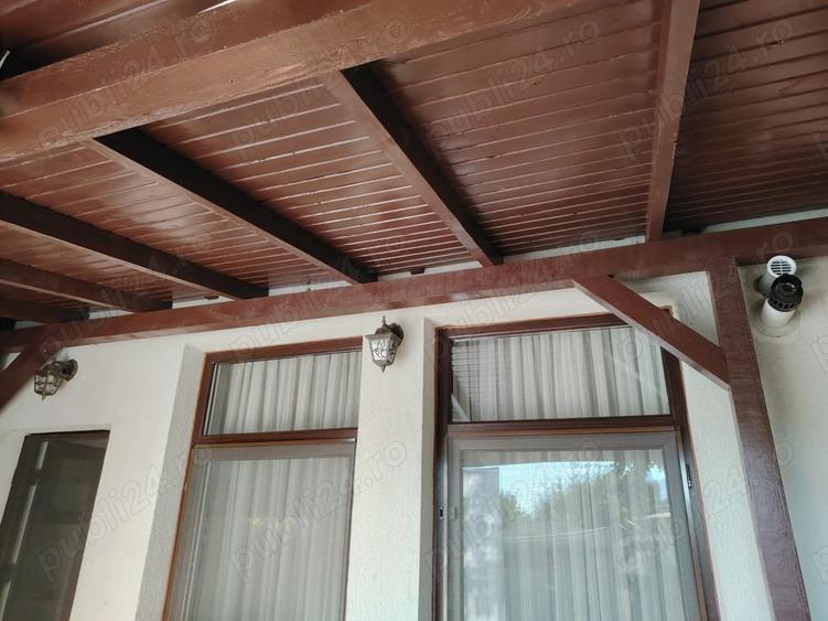 Casuta si curte in oras - 2