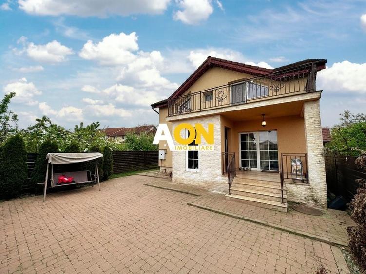 Casa 3 camere, mobilata, utilata, 220 mp teren, zona Lipoveni - 1