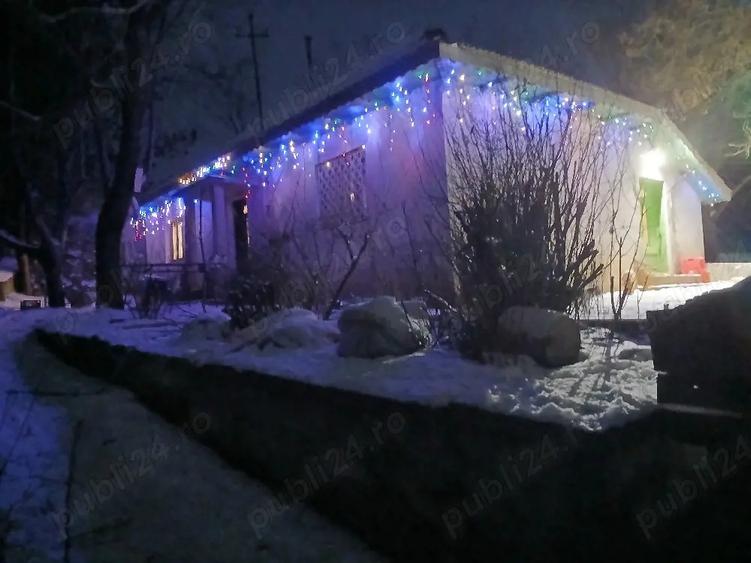 De vacanta 42km de Mangalia,casa din piatra locuibila exclusiv vacanta,vanatoare - 7