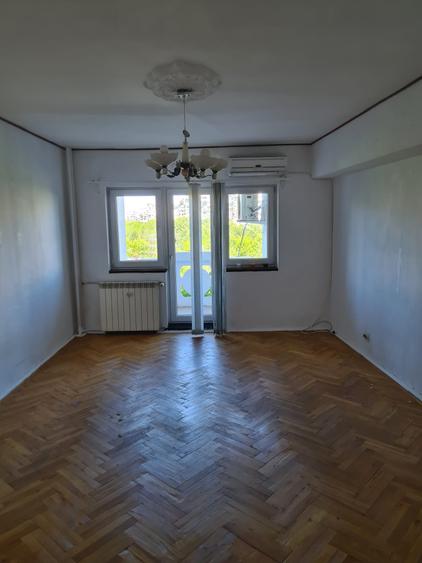 Piata Alba Iulia - 2