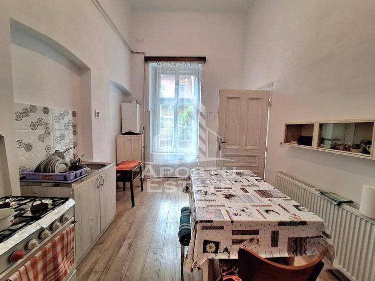 Apartament cu 6 camere, 230 mp, Ultracentral - 7
