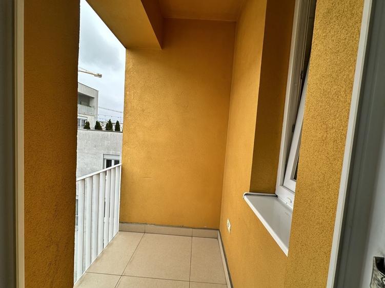 Garsonieră modernă de închiriat în Brașov, zona Coresi - 8