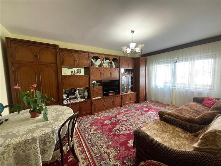 APARTAMENT 3 CAMERE | TIP PC | ETAJ 3 | DECEBAL | ORADEA | - 1