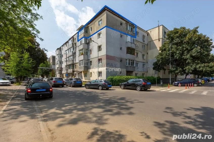 Apartament de vanzare cu 3 camere Apartament de vanzare cu 3 camere