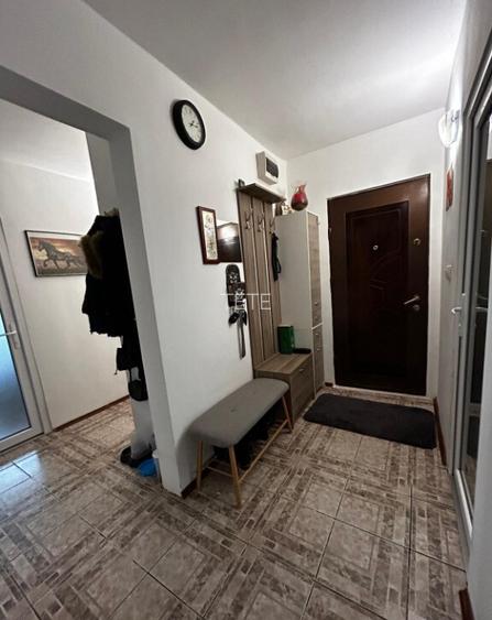 Apartament 4 camere Casa cartii Apartament 4 camere Casa cartii