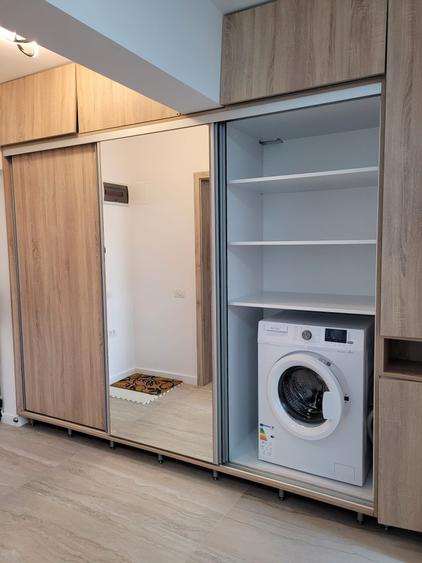 Berceni-Metrou Berceni-Garsoniera decomandata-Prima Inchiriere(300 metri metrou - 4