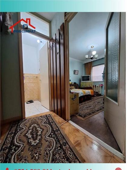 Trei camere! Etaj intermediar! Centrul Bacaului! CE1261 - 4