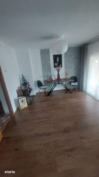APARTAMENT DEOSEBIT DE VANZARE IN SNAGOV , TERASA ?I BOXA MARE - 1