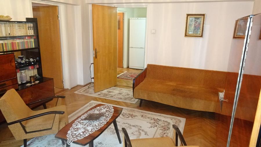 Vand apartament cu 2 camere in Deva, zona Titu Maiorescu,parter inalt, - 1