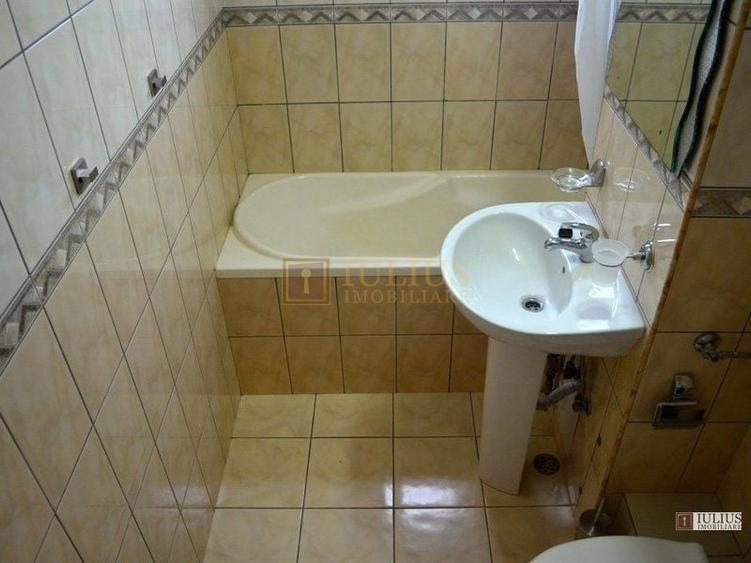 Peste drum de Iulius Mall/Town; centrala proprie, modern amenajat. - 16