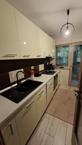 Iasi, Podu Ros, apartament 2 camere complet renovat, 53 mp, etaj 1/10 - 9