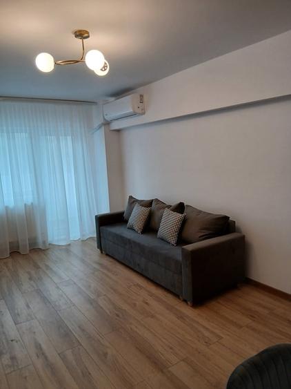 Mariott, 13 Septembrie, Panduri - 13