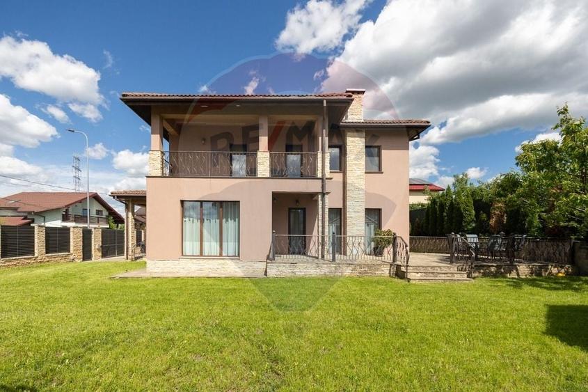 Casă  superba complet utilata teren 660mp - 46