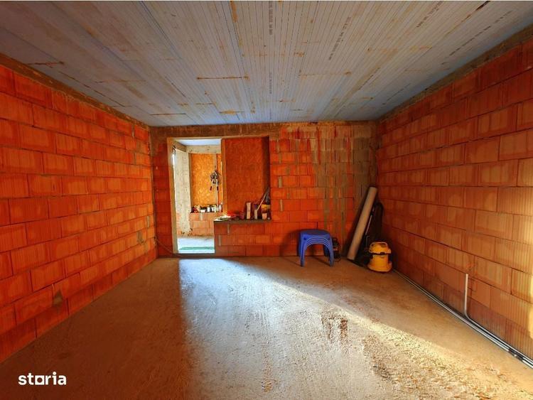 Ocazie! Vila 375 m.p. la rosu, langa padurea Odoreanu - doar 175.000E - 19