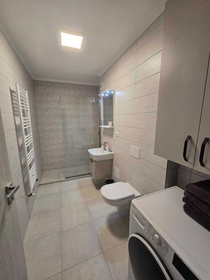 Inchiriez apartament - 2 camere + parcare + boxa - Cartier Maurer - 2