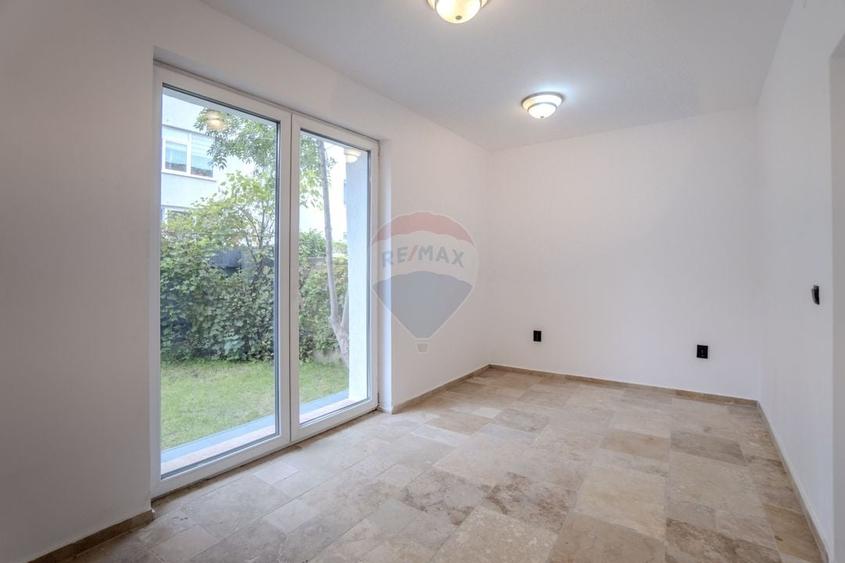 COMISION 0 | Birou modern si luminos la casa cu gradina privata - 7