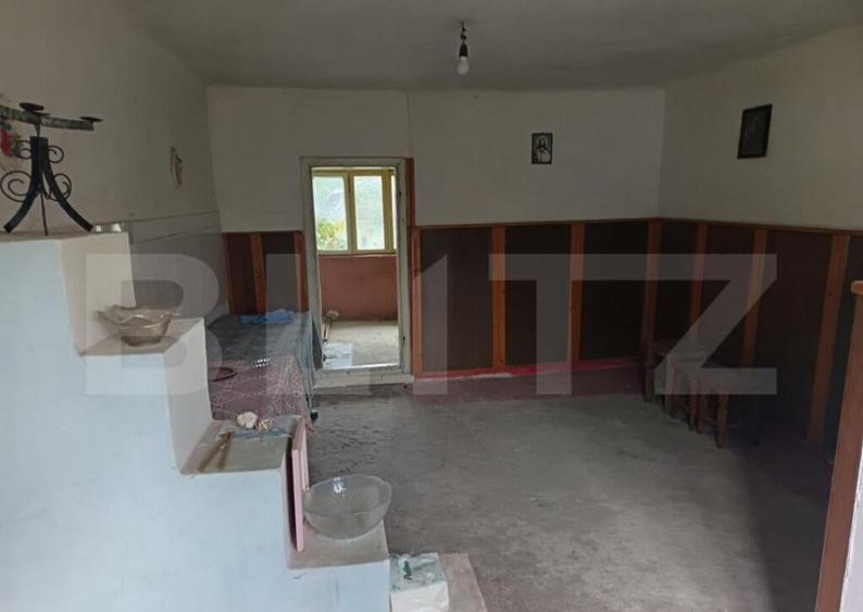 Casa renovabila, cu un teren 2000 m, intr-o zona linistita - 11