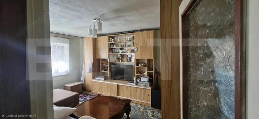 Apartament 3 camere, 68 mp, zona Nord - Pucioasa - 1