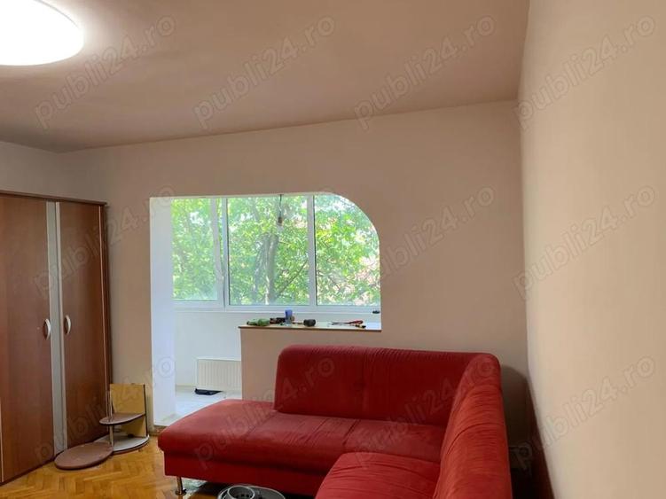apartament cu 3 camere de inchiriat - 1