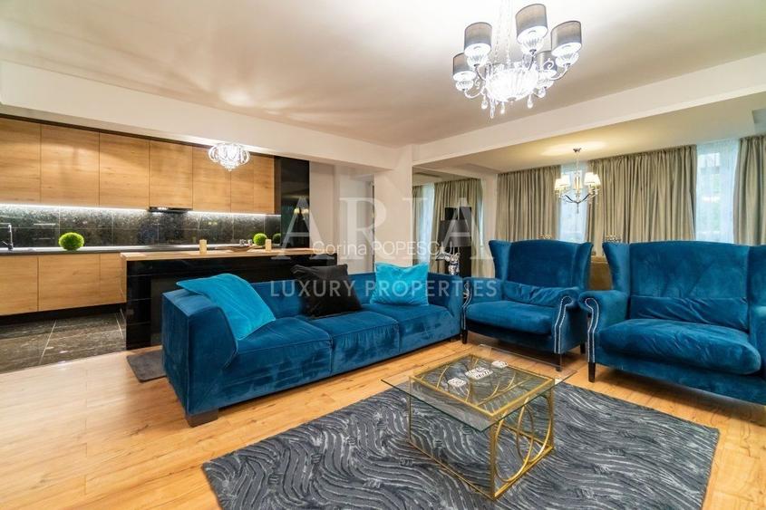 Apartament cu 4 camere decomandat în Herăstrău