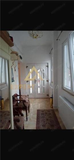 Casa boiereasca Centrul Vechi Baia Mare cu spatiu comercial la parter inchiriat cu 600 euro luna - 12