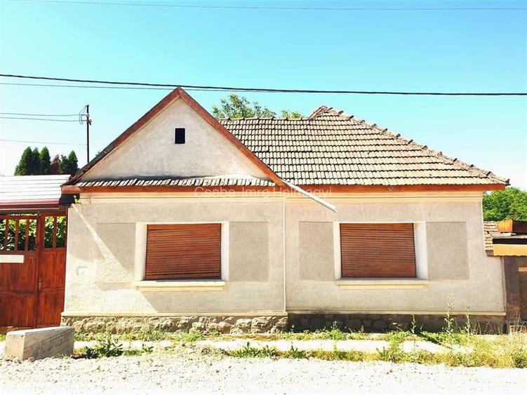 Casă individuală cu 2 camere în Ginta Casă individuală cu 2 camere în Ginta