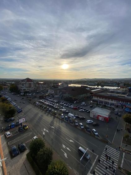 PROPRIETAR - Vand Apartament 3 Camere Ultracentral - 12