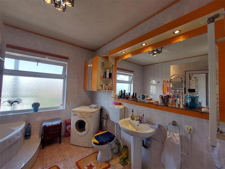 Ocazie! Posibilitate plata in rate la vanzator pe max. 5 ani! Vila la cheie, for - 18