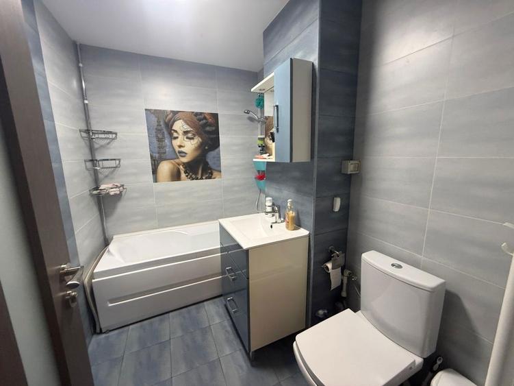 Vand apartament cu 3 camere, zona Anda - 4