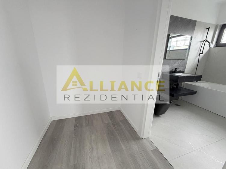 Casă individuală cu 4 camere cu Canalizare în Berceni