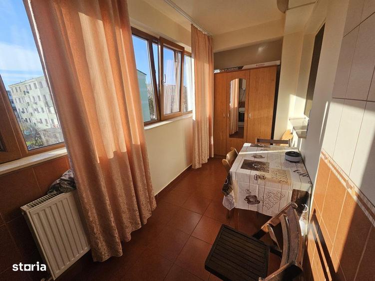 Apartament 2 camere etaj 3/4 ,Trivale complexul 2,suprafa?a 47 mp - 9