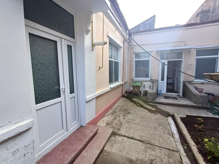 Vanzare casa-Imobiliare MAXICONFORT - 1